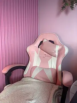 PrettyAshley  online show from 04/03/26, 08:37