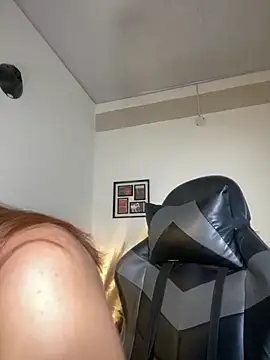 RedVelvet Dream online show from 11/14/25, 08:12