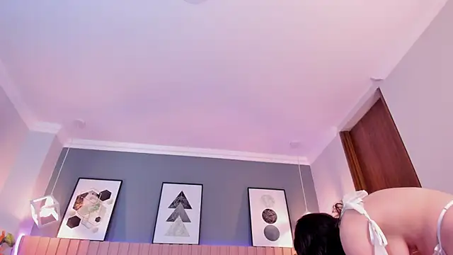 Nina Ford online show from 04/16/26, 03:07