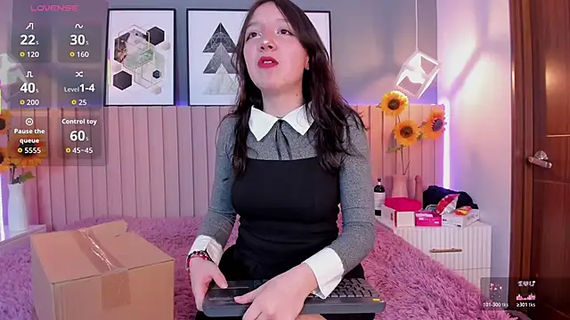 Nina Ford online show from 02/21/26, 03:08