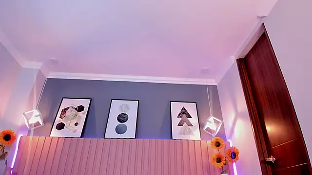 Nina Ford online show from 03/24/26, 02:55