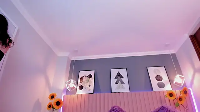 Nina Ford online show from 04/10/26, 03:13