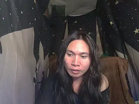 Snapshot of Reynalda26 chatting on 09/19/25, 03:38 Reynalda26 online show from 09/19/25, 03:38
