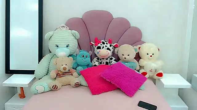 hanna sweett34 online show from 11/21/25, 03:38