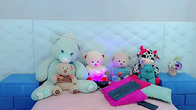 hanna sweett34 online show from 11/30/25, 04:19