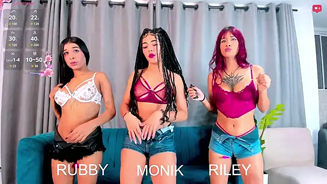 Evil Giirls online show from 10/04/25, 01:51