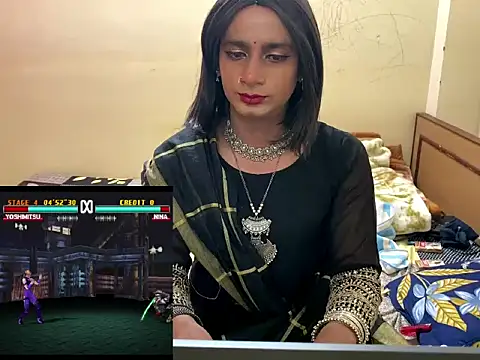 LuvLayla online show from 12/20/25, 06:38