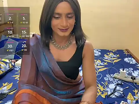 LuvLayla online show from 04/10/26, 09:22