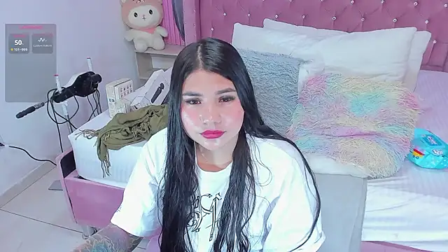 Nayla-Mouna online show from 02/12/26, 11:54