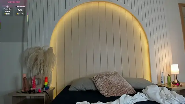 ALICESANDOVAL online show from 03/11/26, 11:37