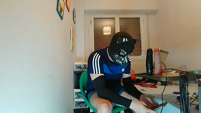 Maskpor2022 online show from 03/27/26, 04:19