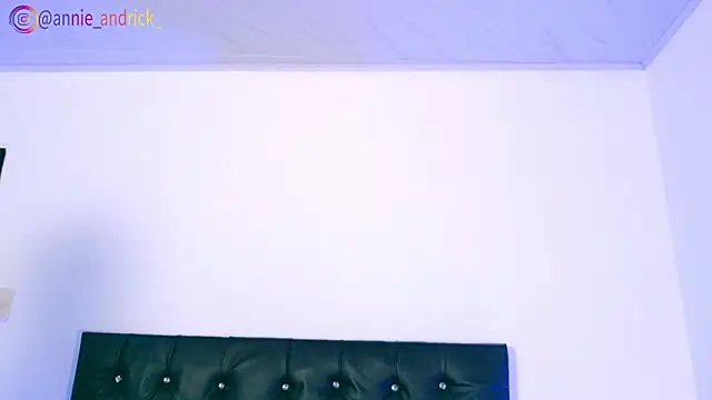  leda swan  online show from 02/26/26, 01:11