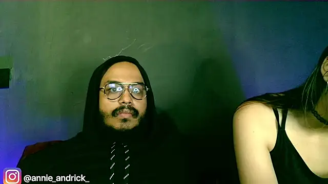 Snapshot of _leda_swan_ chatting on 10/08/25, 01:34 leda swan online show from 10/08/25, 01:34