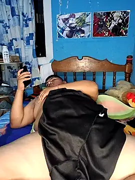 ramito1007 online show from 10/28/25, 05:18