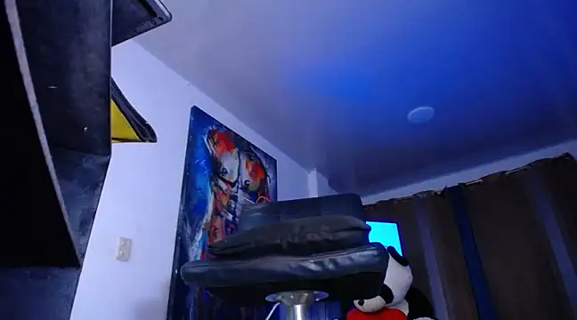 Snapshot of oodirty_hellen chatting on 03/06/25, 04:30 oodirty hellen online show from 03/06/25, 04:30