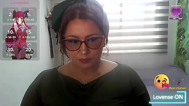 Vesper Vixen online show from 10/19/25, 02:20