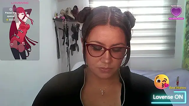 Vesper Vixen online show from 10/16/25, 01:41