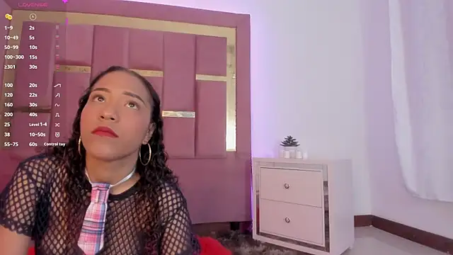 AikoSnow online show from 09/27/25, 04:24