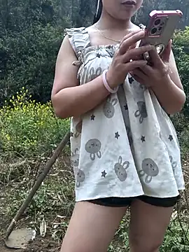 liu-liusexy online show from 04/04/26, 01:56