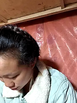 Snapshot of liu-liusexy chatting on 11/03/25, 11:36 liu-liusexy online show from 11/03/25, 11:36