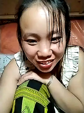 Snapshot of liu-liusexy chatting on 10/13/25, 03:02 liu-liusexy online show from 10/13/25, 03:02