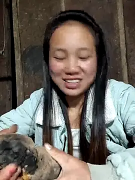 Snapshot of liu-liusexy chatting on 12/15/25, 02:01 liu-liusexy online show from 12/15/25, 02:01