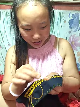 Snapshot of liu-liusexy chatting on 05/07/26, 02:31 liu-liusexy online show from 05/07/26, 02:31
