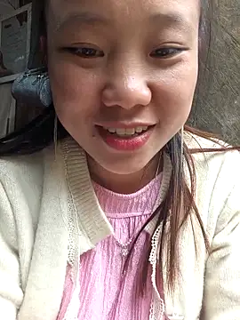 Snapshot of liu-liusexy chatting on 05/08/26, 02:37 liu-liusexy online show from 05/08/26, 02:37
