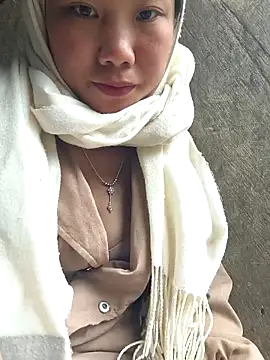 Snapshot of liu-liusexy chatting on 05/03/26, 02:49 liu-liusexy online show from 05/03/26, 02:49