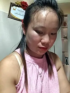 Snapshot of liu-liusexy chatting on 05/06/26, 02:21 liu-liusexy online show from 05/06/26, 02:21