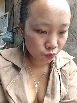 Snapshot of liu-liusexy chatting on 05/09/26, 01:31 liu-liusexy online show from 05/09/26, 01:31