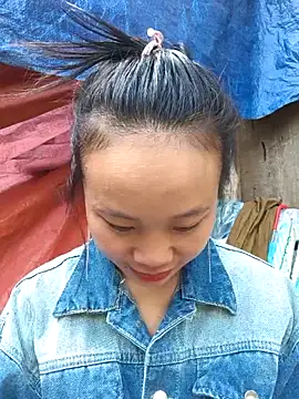 Snapshot of liu-liusexy chatting on 10/30/25, 02:21 liu-liusexy online show from 10/30/25, 02:21