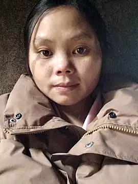 Snapshot of omiu-baby chatting on 01/10/26, 08:42 omiu-baby online show from 01/10/26, 08:42