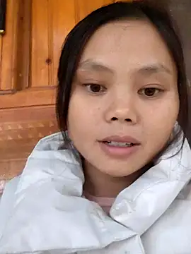 omiu-baby online show from 11/03/25, 01:44