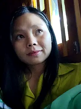 omiu-baby online show from 11/30/25, 01:28