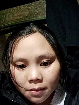 Snapshot of omiu-baby chatting on 02/02/26, 09:30 omiu-baby online show from 02/02/26, 09:30