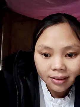 Snapshot of omiu-baby chatting on 02/03/26, 02:53 omiu-baby online show from 02/03/26, 02:53