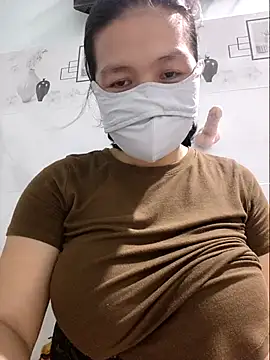 Wainy kina online show from 10/17/25, 08:39