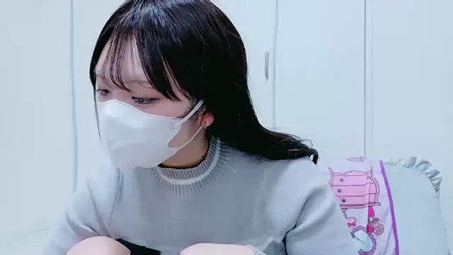 Riria-riri online show from 11/23/25, 09:41