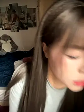 SarahBeii online show from 11/15/25, 03:10