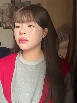 SarahBeii online show from 12/21/25, 03:30