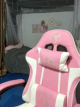 SarahBeii online show from 10/10/25, 03:40