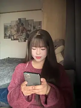 SarahBeii online show from 12/03/25, 03:29