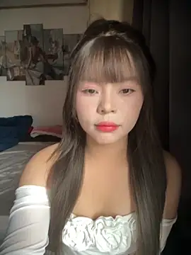 SarahBeii online show from 11/04/25, 03:32