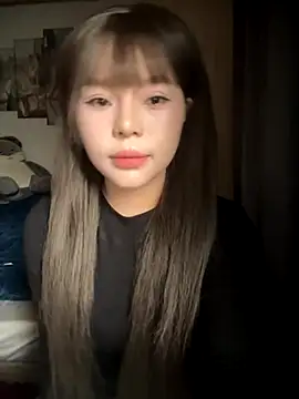 SarahBeii online show from 11/16/25, 03:22