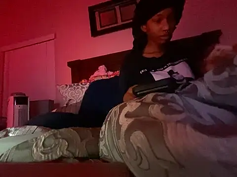 Brooke012 online show from 05/04/26, 10:07