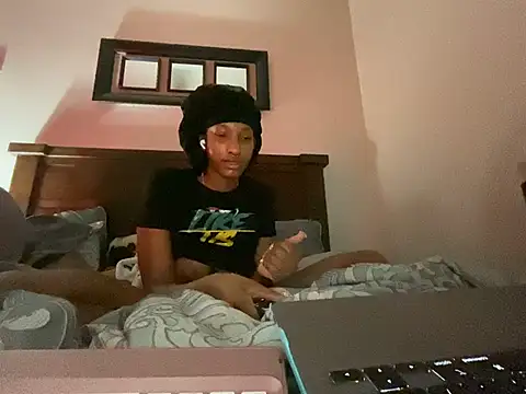Brooke012 online show from 05/20/26, 05:04