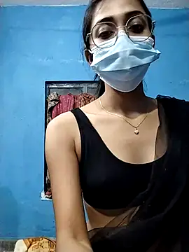 Snapshot of Hot-Jerry chatting on 11/16/25, 05:50 Hot-Jerry online show from 11/16/25, 05:50