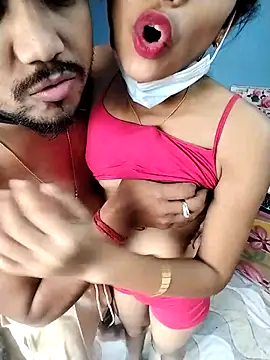 Snapshot of Hot-Jerry chatting on 12/04/25, 09:08 Hot-Jerry online show from 12/04/25, 09:08