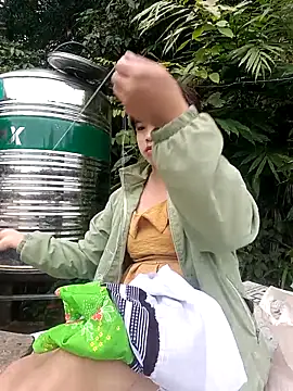 AnHa19 online show from 10/29/25, 02:10